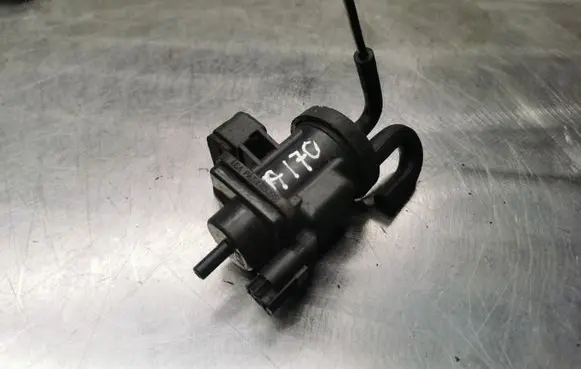 Mercedes-Benz A W168 Turbo solenoid valve A0005450427