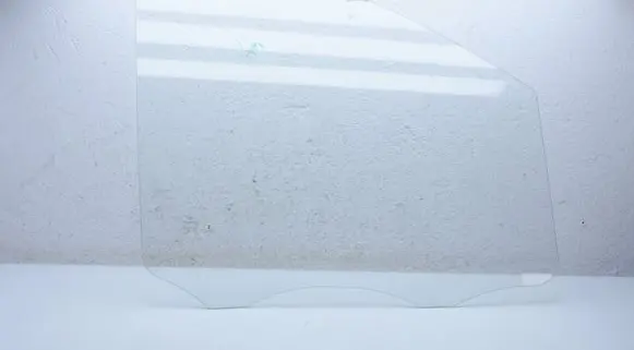 Mercedes-Benz Vito Viano W447 Front door window glass four-door DOT21173AS2 E000191 43R000016