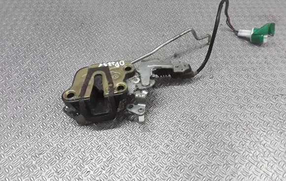 Opel Monterey Front door lock
