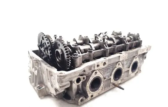 BMW 1 F20 F21 Engine head 8513677 8511207 85136770501
