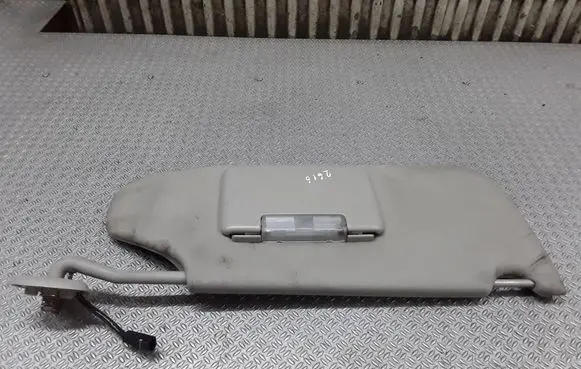 Chrysler 300 - 300C Sun visor