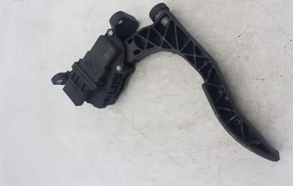 Audi A6 S6 C6 4F Accelerator throttle pedal 4F1723523B 6PV00898406