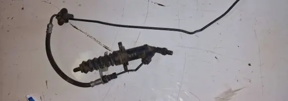 BMW 5 E60 E61 Clutch master cylinder 13670610