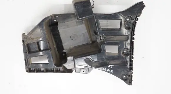 BMW X1 F48 F49 Rear bumper mounting bracket 7332318ACR