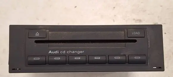 Audi A4 S4 B7 8E 8H CD/DVD changer CXCA1492GC 8E0035111D AUZ5ZAE2057940