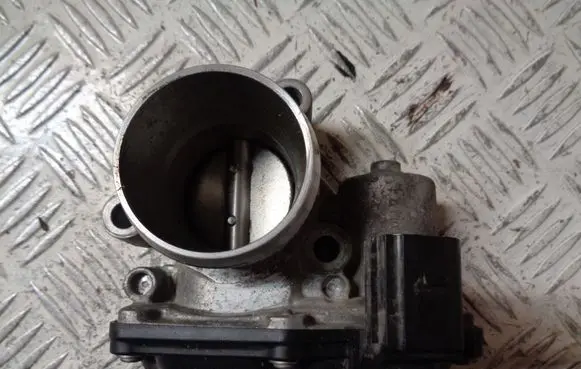 Ford Fiesta Throttle valve CM5G9F991FB