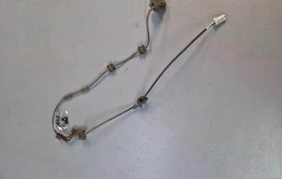 Toyota Prius (XW30) Rear ABS sensor wiring 