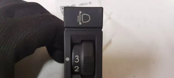 Peugeot 607 Headlight level height control switch 1225698