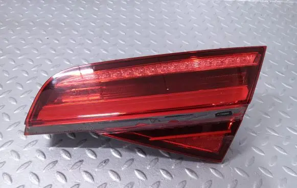 Audi A8 S8 D4 4H Tailgate rear/tail lights 4H0945094K