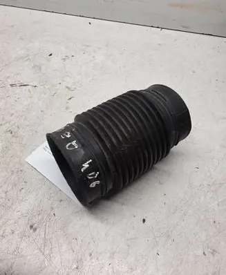 Peugeot 406 Air intake hose/pipe 97116120B