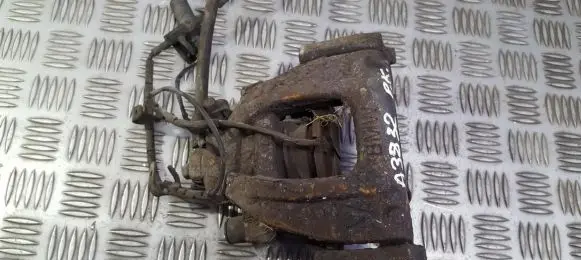 Mini One - Cooper R50 - 53 Front brake caliper