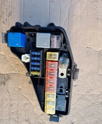 Volvo C70 Fuse box set 9162084 9128576 11AC12