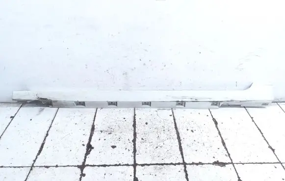 Volkswagen PASSAT B8 Sill 3G0853857