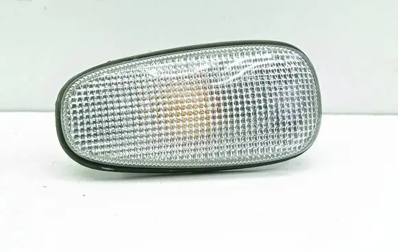 Opel Zafira A Front fender indicator light 90560403
