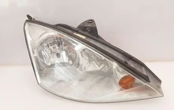Ford Focus Headlight/headlamp