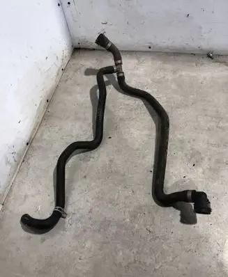 Mercedes-Benz Sprinter W907 W910 Engine coolant pipe/hose A9108304900