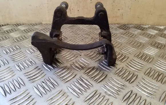 Volkswagen PASSAT CC Brake caliper pad carrier rear 
