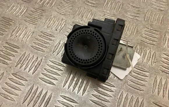 Volvo XC90 Alarm system siren 30659758