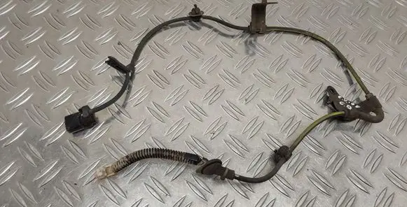 Toyota Corolla Verso AR10 Rear ABS sensor wiring 