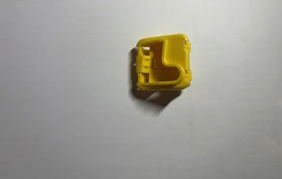 Skoda Octavia Mk2 (1Z) Hood Support Bracket (s) 1U0823570A