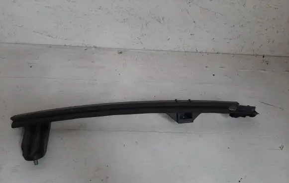 KIA Ceed Rear door window/glass frame 835451H000
