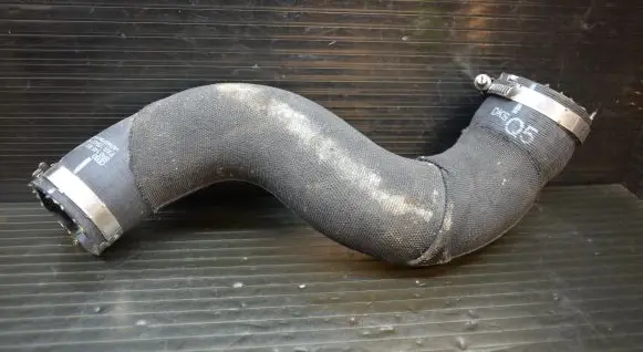 Audi Q5 SQ5 Intercooler hose/pipe 8R0145993C