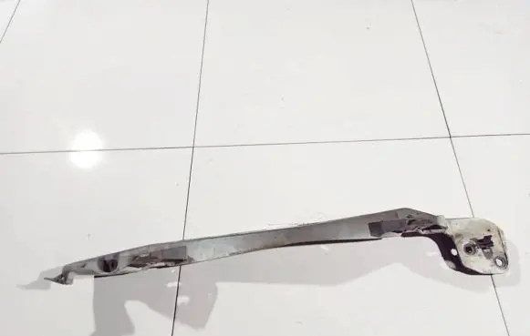 Renault Laguna III Fender mounting bracket 901270001r