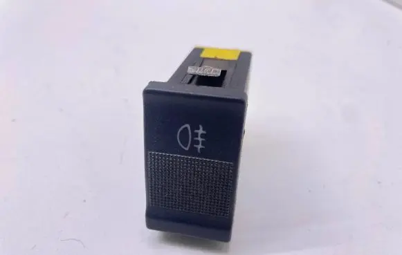 Fog light switch