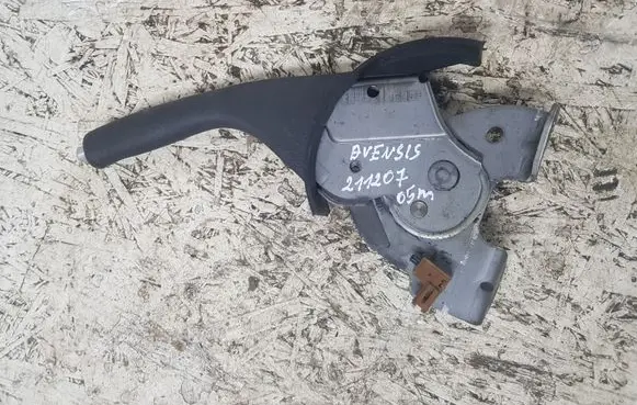 Toyota Avensis T250 Hand brake release handle 