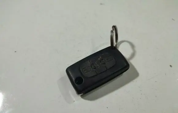 Citroen C4 Grand Picasso Ignition key/card 