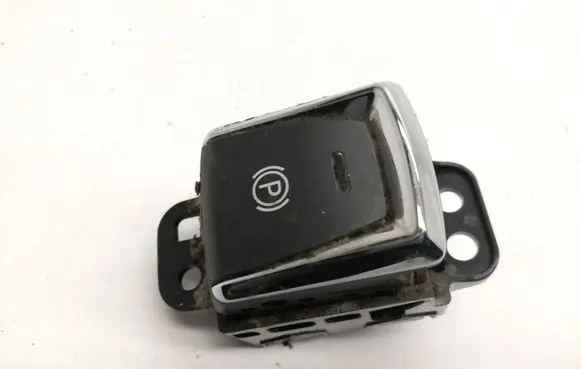 Nissan Qashqai Hand parking brake switch 