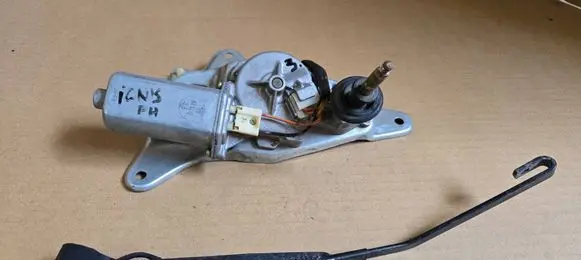 Suzuki Ignis Rear window wiper mechanism 3881086G00 3882180G00