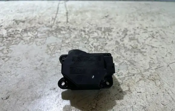 Volvo C70 Air flap motor/actuator 4N5H19E616 6652A