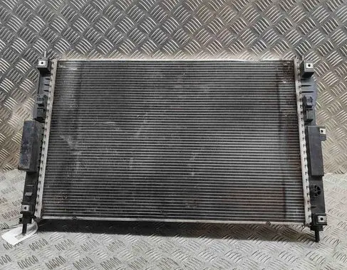Peugeot 3008 II Coolant radiator 9838520180