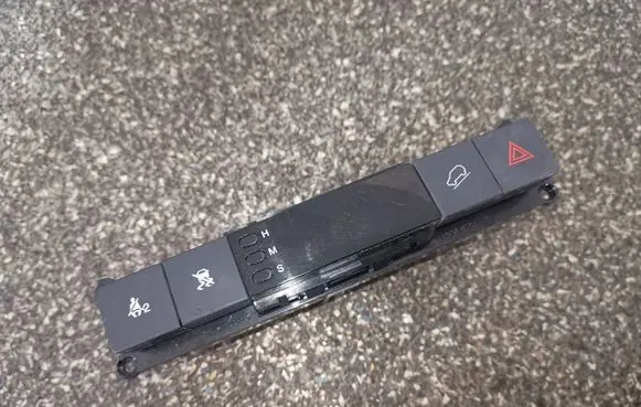 Chevrolet Captiva Other switches/knobs/shifts 96628248