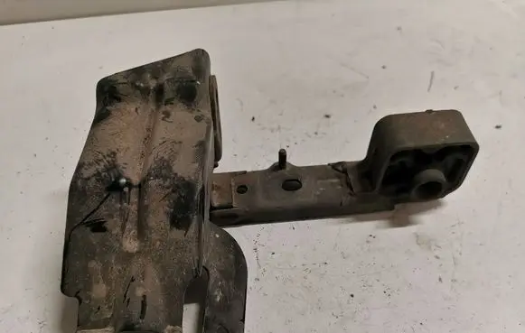 Muffler mount bracket/holder