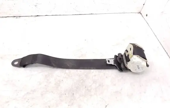 Lancia Delta III Rear seatbelt 07354718050