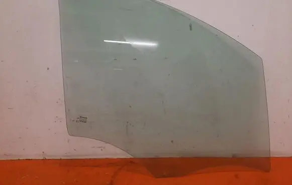 Renault Modus Front door window glass four-door 43R-001583