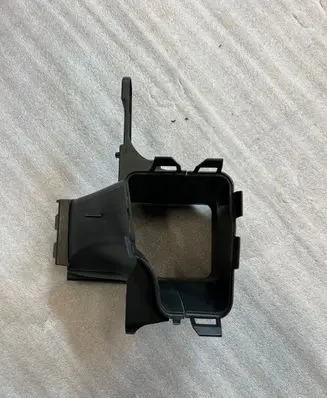 BMW X5 G05 Brake cooling air channel/duct 7421686 51747421686