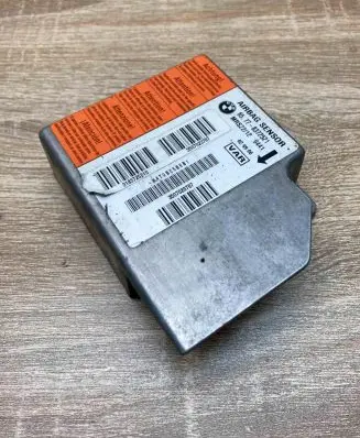 BMW 5 E39 Airbag control unit/module 8372521