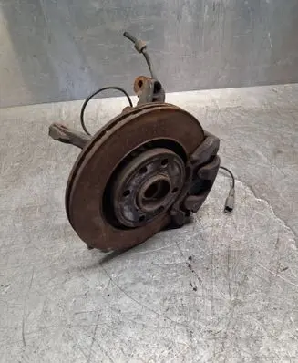 Citroen C4 II Front wheel hub spindle knuckle