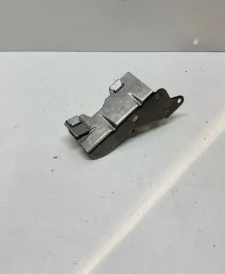 Audi Q3 F3 Other engine bay part 05L131121M 5024