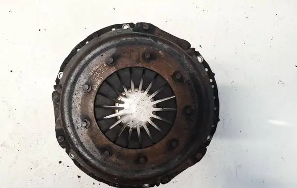 Audi 80 90 B3 Pressure plate NEPLAUKIOJANTIS