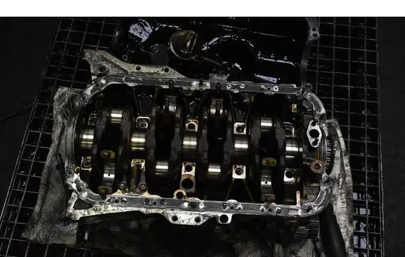 Honda HR-V Engine block D16B6