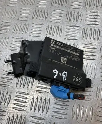 Volkswagen PASSAT B6 Gateway control module 3C0907530H