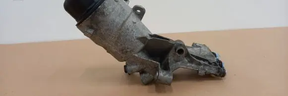 Land Rover Evoque I Oil filter mounting bracket G4D36714A C77A A1SI9CU3