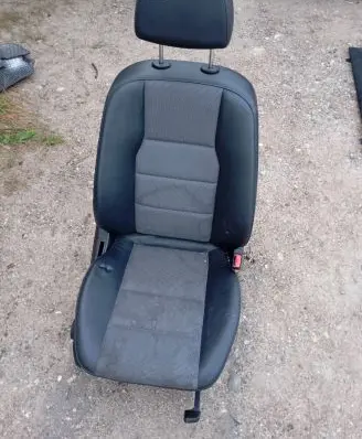 Mercedes-Benz C W204 Front passenger seat 