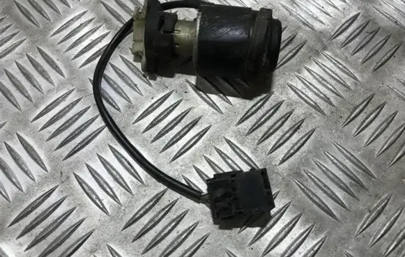 Audi 80 90 B3 Tailgate exterior lock 
