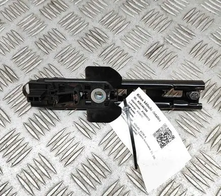 Volvo XC90 Seat belt adjustment rail 31332261