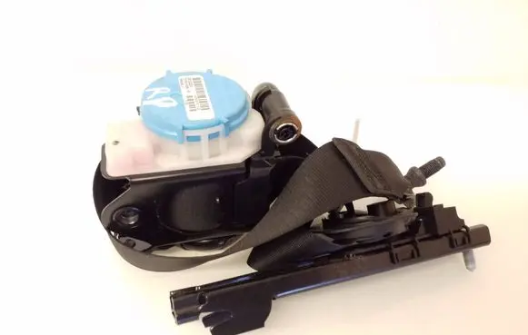 Mercedes-Benz B W246 W242 Front seatbelt A2468602685 307068199228